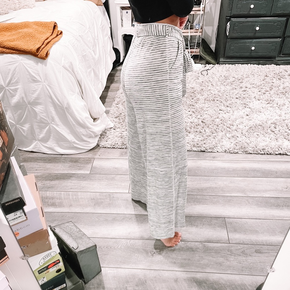 Anthropologie Stripe Flowy Pants!! - Picture 5 of 6